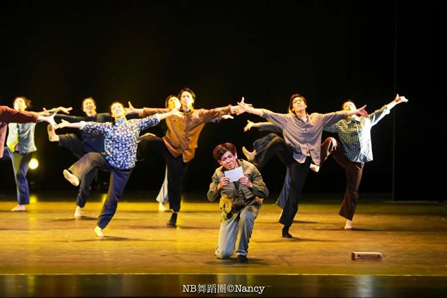 群舞《见证》2.jpg 群舞《见证》2.jpg